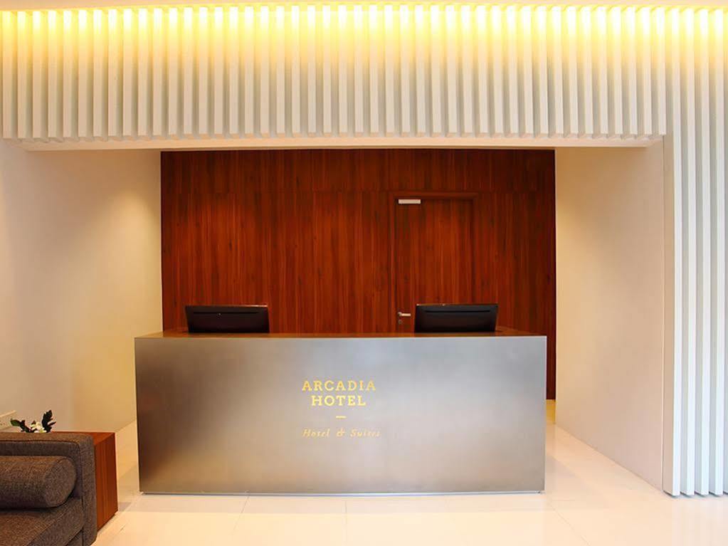 Arcadia Hotel Сингапур Екстериор снимка